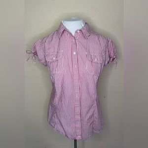 Tommy Hilfiger button down, cap drawstring sleeve shirt